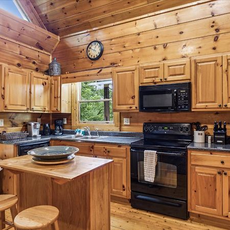 Brave Eagle Cabin Sevierville Dış mekan fotoğraf